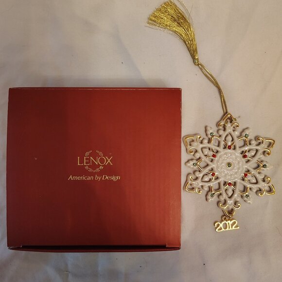LENOX American By Design 2012 China Snowflake Ornament - Picture 2 of 10